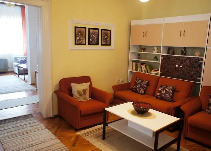 Hajnal Ferienhaus Gyula